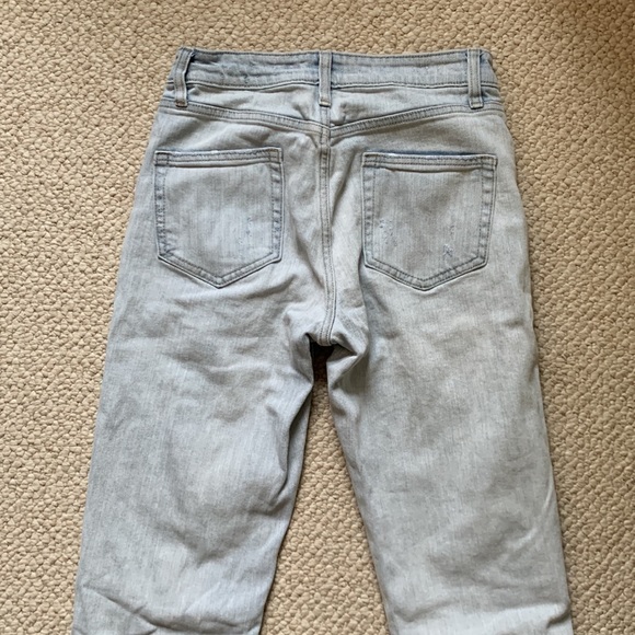 Light Wash Distressed Mom Jeans - Picture 3 of 6